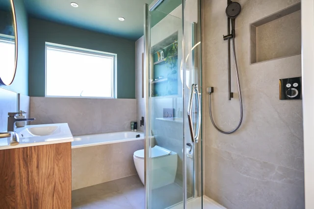 Green tones are certainly on trend at the moment and these can be bold and rainforest or soft and neutral tones. These two recently completed bathrooms showcase this green style with their choice of paint colours and complimentary tiles. #greentiles #greentilesbathroom #greentileseverywhere #bathroomdesignsussex #kentbathrooms #bathroomtilesdesign #thebrightonkitchencompany #thebrightonbathroomcompany #sussexbathrooms #thebrightonbathroomco #brightonbathroom #bathroomtiles #tilestyle #tilesdesign #brightonbathroomdesign #smallbathroomsolutions #bathroomshowroom
