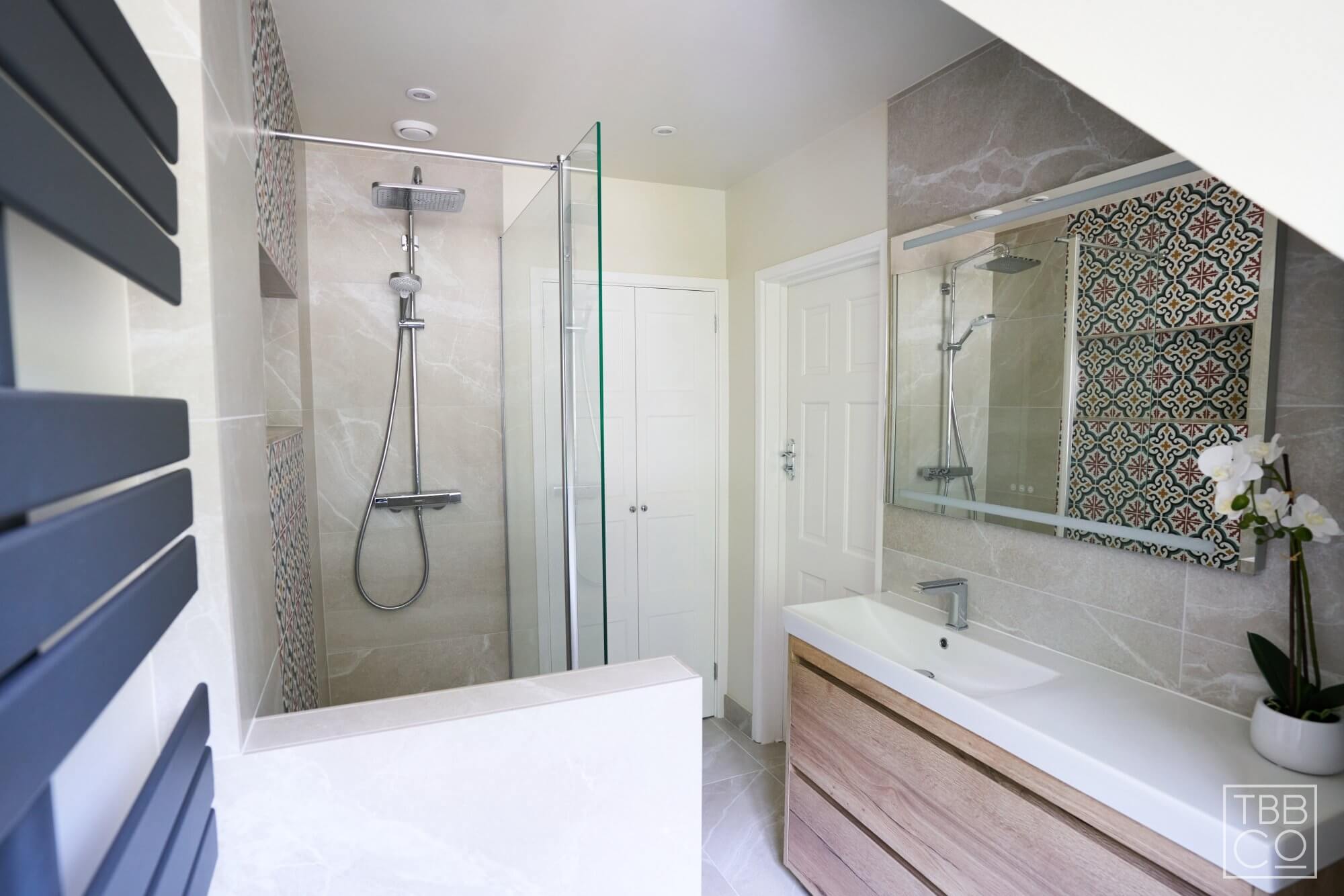 Low Wall to Hide Toile and Timber Vanity in Shower Room Design